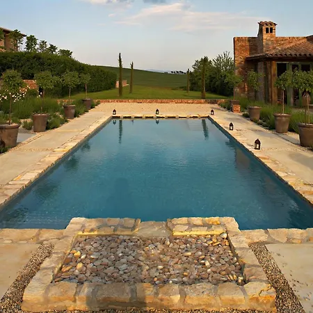 Fontelunga Resort Pozzo (Arezzo)